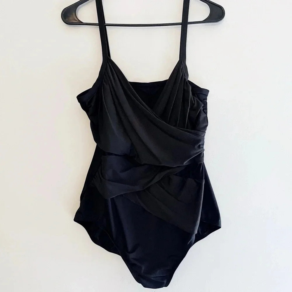 Vintage Miracle suit one piece swimsuit retro style vacation classic beach